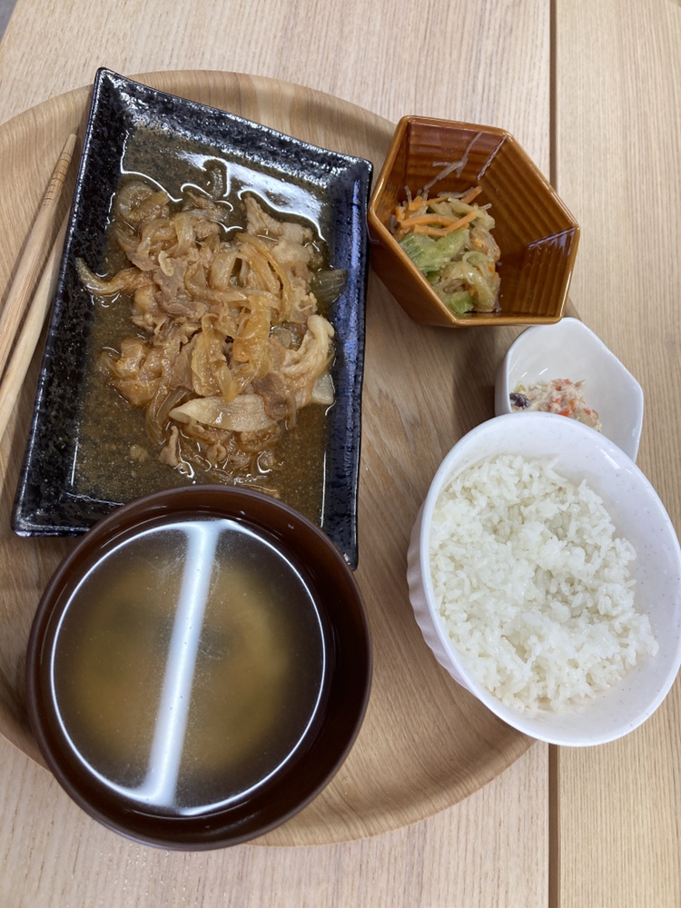 ポークチャップ！お昼の活力！