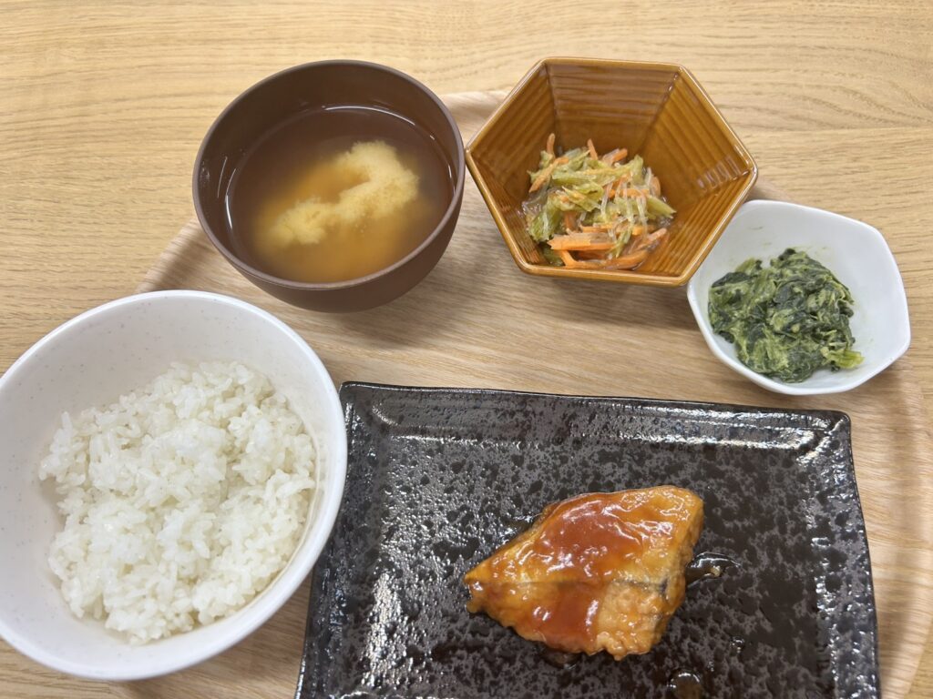 ブリの甘酢あんかけ！